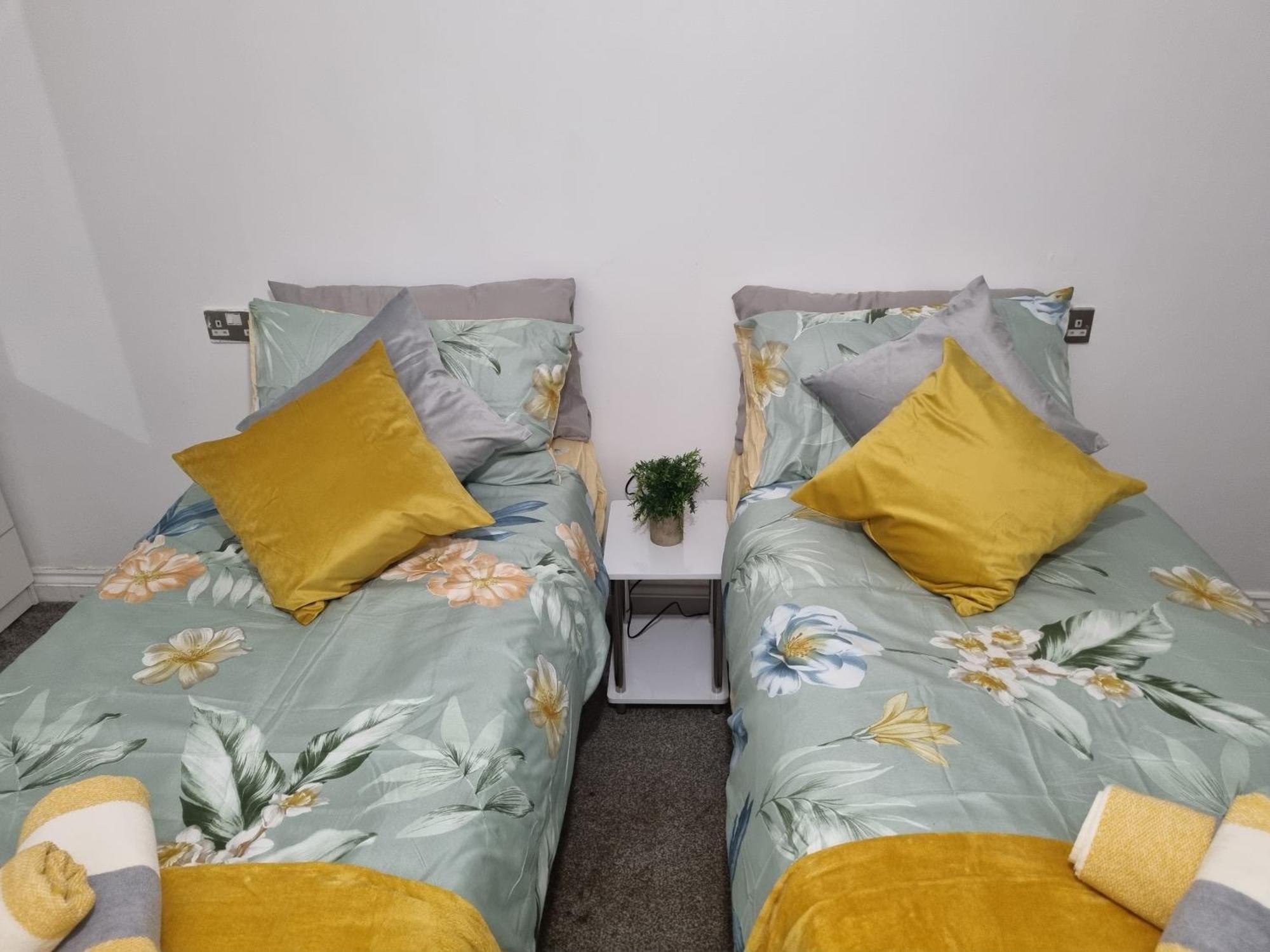 Deluxe Apartment Sleeps Up To 6 Leicester Exteriör bild